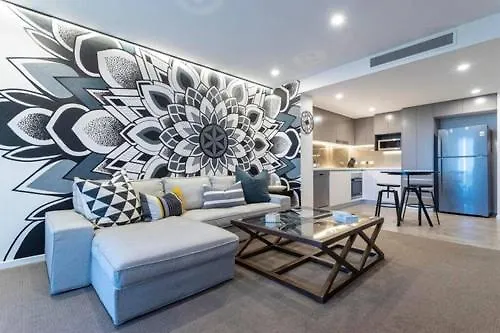Inner City 1 Bedroom Apartment With Rooftop Pool And Parking - Serain Residences Brisbane